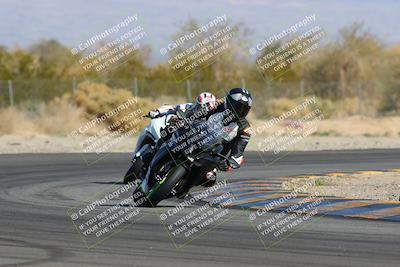 media/Feb-04-2023-SoCal Trackdays (Sat) [[8a776bf2c3]]/Turn 2 (1140am)/